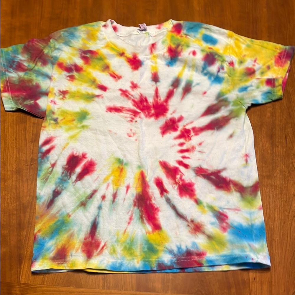 Kids Cotton Red and Blue Short Sleeve Tees Vibrant Tie Dye Design